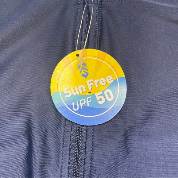 Free Country Sun Block Shirt - Picture 8 of 13